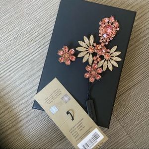 Burberry double daisy drop earrings